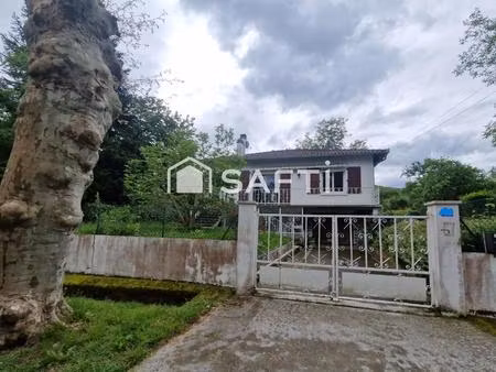 maison de 71m²  avec sous sol de 75m² et jardin de 648m²
