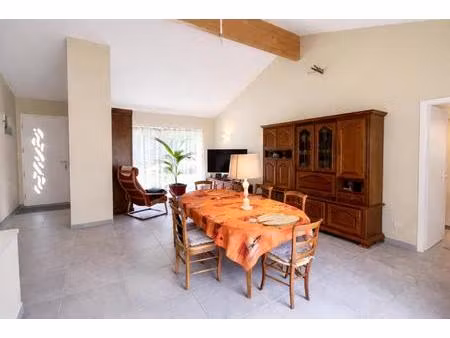 opportunité viager occupé – maison neuve (2023) au cœur du médoc l'emplacement idéal entre