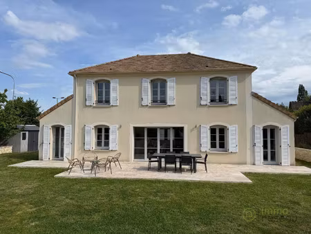 vente maison 5 pièces 160 m² la queue-les-yvelines (78940)