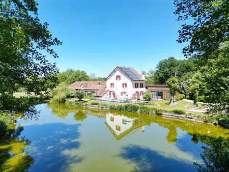 moulin d'exception du xviiie siècle - charme & caractère s'invite chez vous