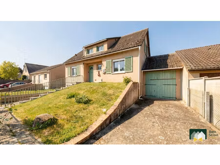 ????maison familiale avec sous-sol total – beaux volum