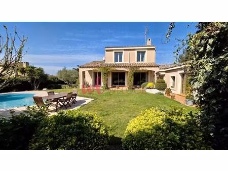 st julien - maison + dépendance - idéal famille / locatif - piscine
