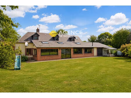 maison de 200 m² avec grand terrain à la campagne
