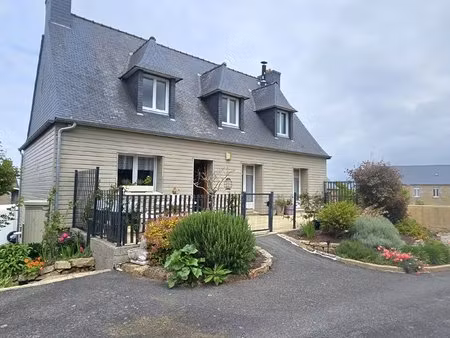 exclusivité – charmante maison familiale à trélévern – 4 chambres