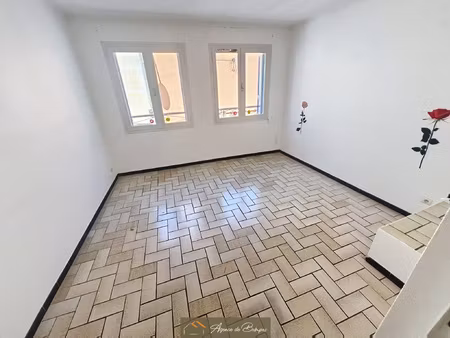 maison de village 55 m2 hbts -garage 15 m2