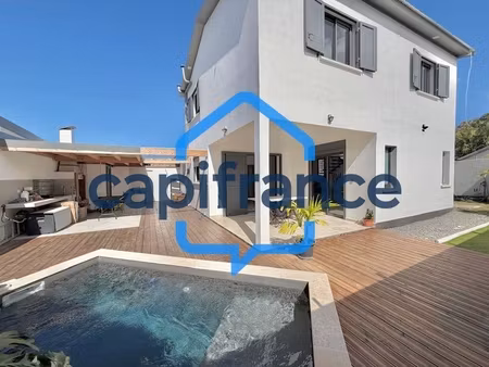 a vendre villa t5 avec piscine – la rivière saint-louis 97421 – secteur le ruisseau