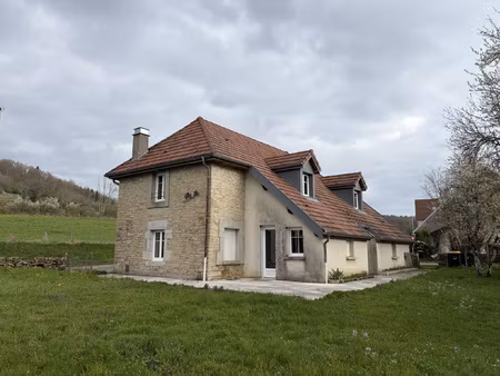 maison en pierre t4 de 118 m2