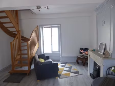 location appartement 3 pièces 45.84 m² à bourgoin-jallieu (38300)  690 €