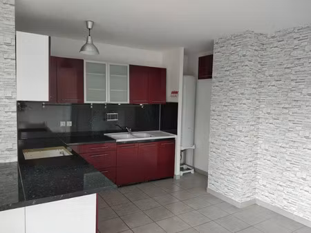 location appartement 3 pièces 62 m² à beauvais (60000)  820 €