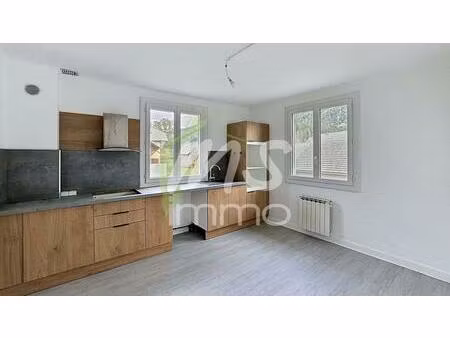 appartement t4 de 84 m² - saint-jean saint-nicolas