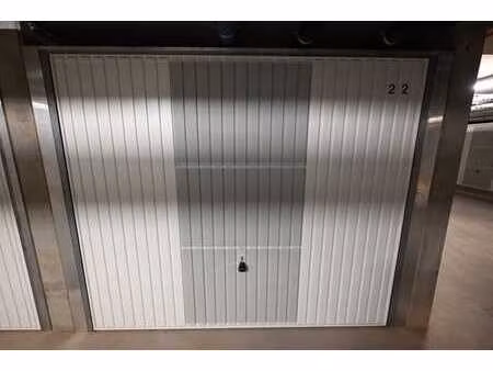 garagebox te zwevezele/wingene