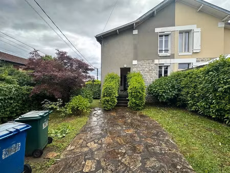 location maison 3 pièces 78 m² à limoges (87000)  760 €