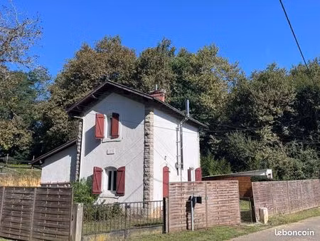 maison de garde barrière
