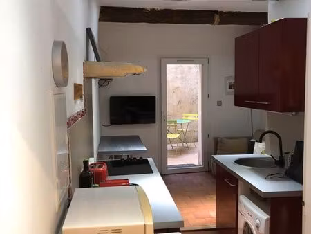 studio meuble avec terrasse