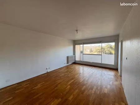 appartement 4 pièces 80 m²