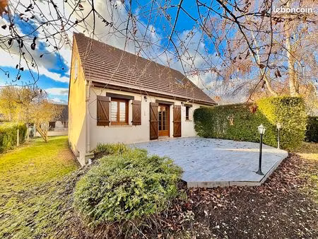 maison 5 pièces 111 m²