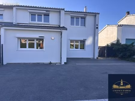maison 5 pièces 115 m²