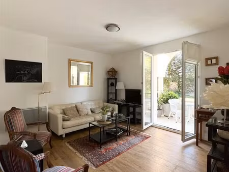 appartement avec terrasse et parking - biarritz parc d'hiver