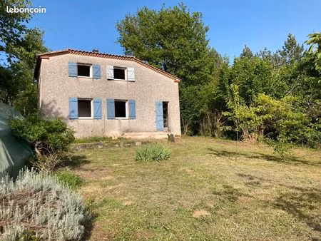 maison sur 2 niveaux en campagne