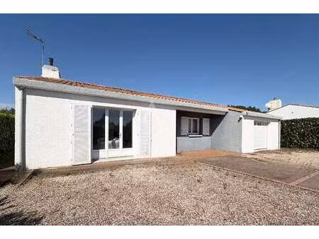 vente maison à chasnais (85400) : à vendre / 75m² chasnais