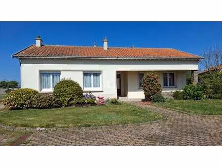 vente maison piscine à chauvé (44320) : à vendre piscine / 94m² chauvé