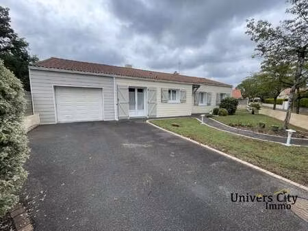 vente maison à saint-philbert-de-bouaine (85660) : à vendre / 89m² saint-philbert-de-bouai
