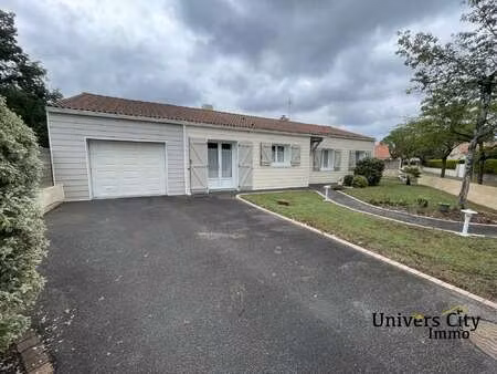 vente maison à saint-philbert-de-bouaine (85660) : à vendre / 90m² saint-philbert-de-bouai