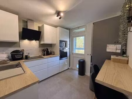 vente appartement 3 pièces à mont-saint-aignan (76130) : à vendre 3 pièces / 68m² mont-sai