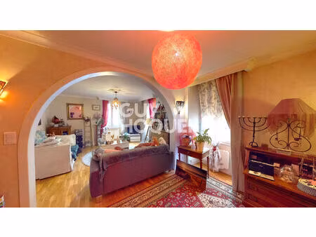 a vendre - immeuble de rapport à crest 26400