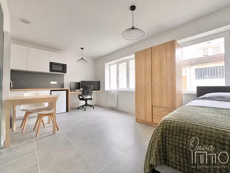 bron - studio rénové de 22m² - vendu loué