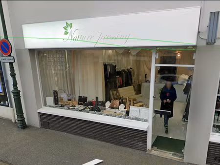 local commercial 88 m²