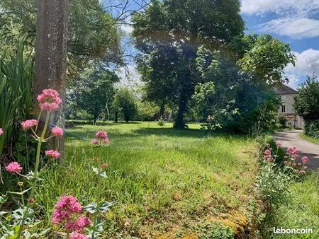 terrain 807 m² caillac