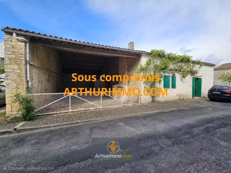 vente maison 2 pièces 47 m2 à la grève-sur-mignon