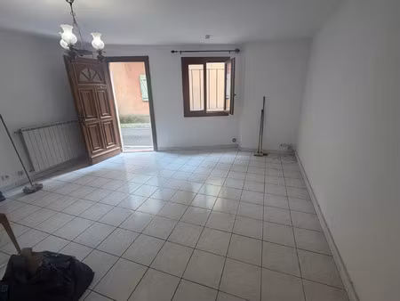 location maison 2 pièces 45 m² à vitrolles (13127)