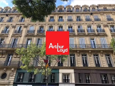 location bureaux 144 m²