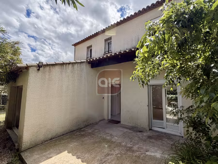 exclusivité a.i.e. ! : villa t4 en impasse sur une parcelle