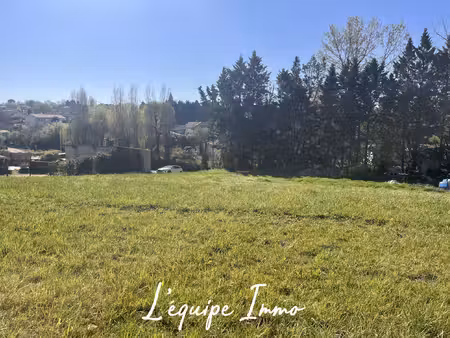 terrain à bâtir 1426 m2 à 5 min de l'isle-jourdain