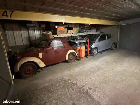 parking box fermé