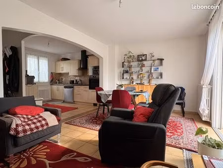 maison de ville 4 pièces 80 m²