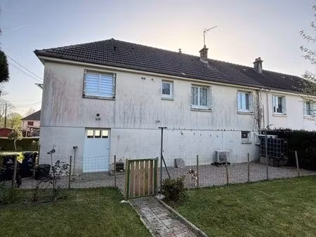 maison individuelle t4 – 3 chambres – bricquebec – 700 / mois