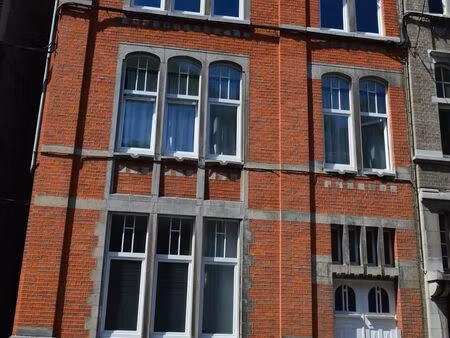 duplex à louer à rue alexandre daoust 55 dinant (vbe24111)