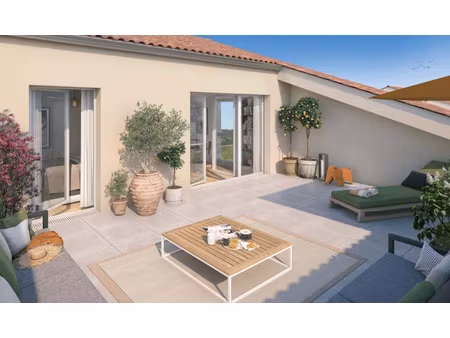 t3 66 26 m² avec terrasse de 39m² dernier étage  bormes les mimosas 496 100