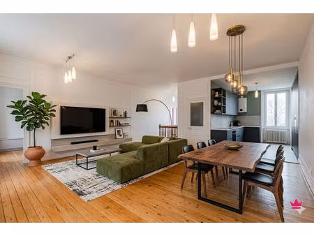 appartement 4 pièces  2 chambres  102 m² pont-de-chéruy centre