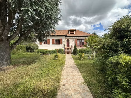 vente maison 181 m² buxerolles (86180)