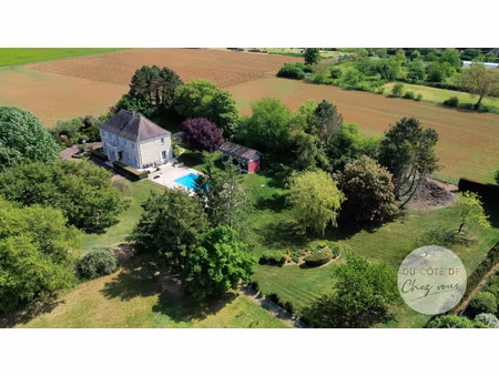 a vendre : demeure de caractère sur un parc de 5 000 m2 ave