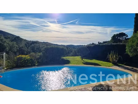 splendide maison récente de 5 pièces à la londe-les-maures  avec piscine et vue à couper l