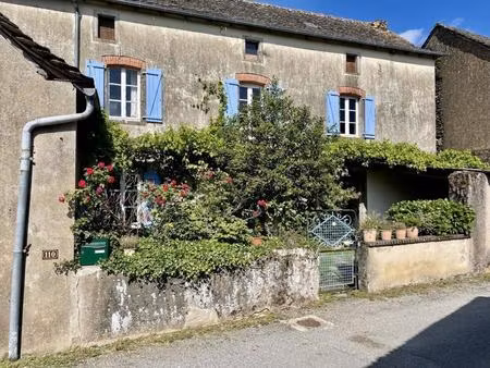maison de charme avec dépendances et grand terrain