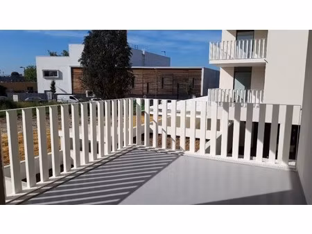 t3 avec balcon et parking à bretigny sur orge