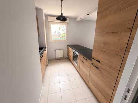 superbe appartement 3 pièces de 64 m² avec grande terrasse à migennes