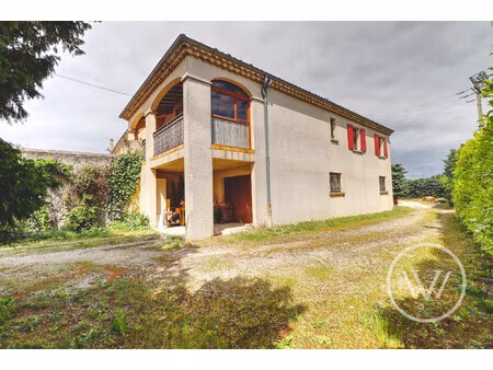 maison t7 de 149 4m² avec dépendances  sur une parcelle de 297
